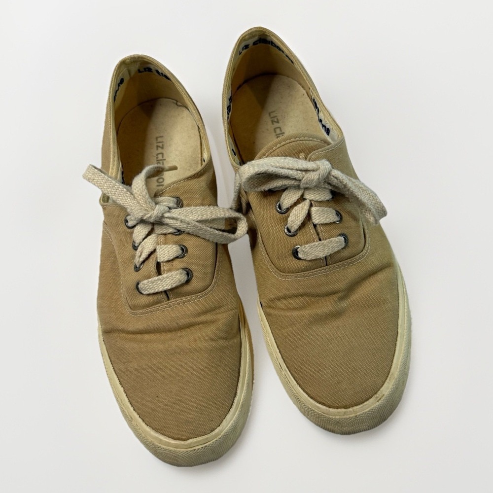 Liz Claiborne Tan Canvas Sneakers 9N Minimalist Casual Cottagecore
